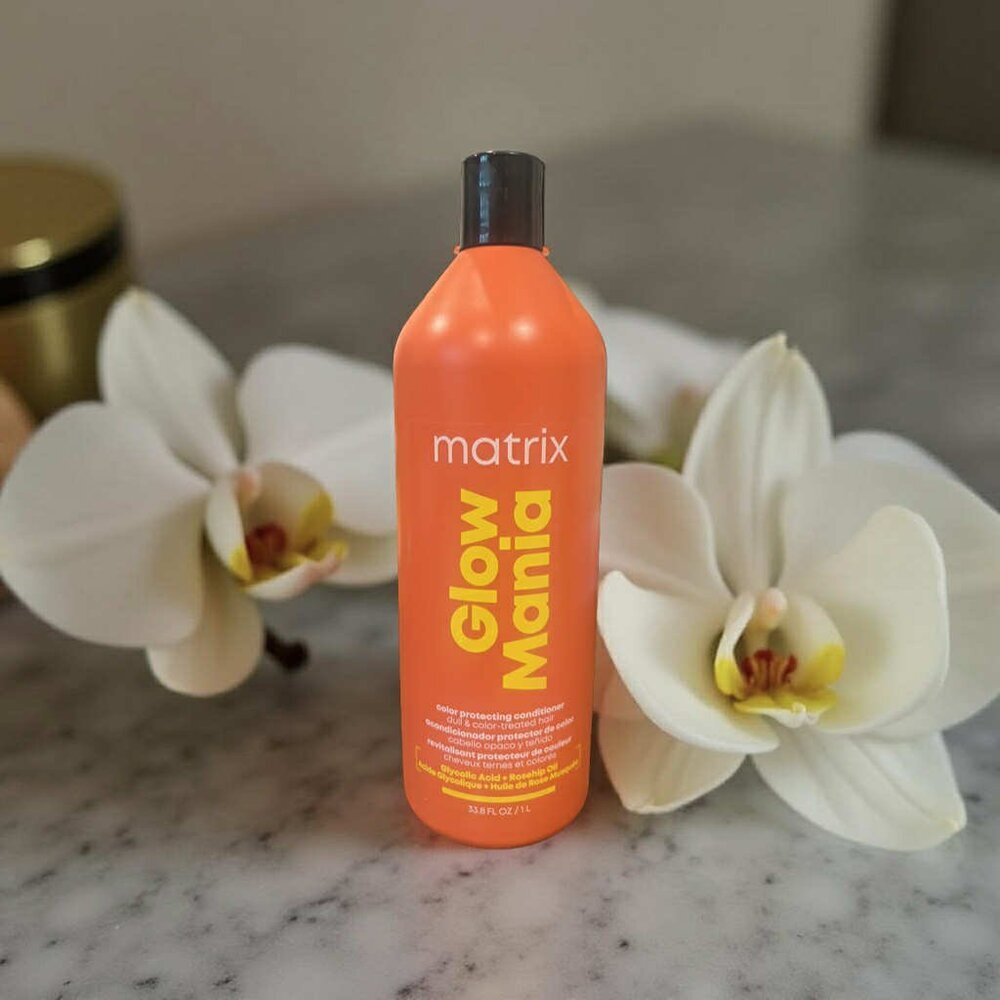 Matrix Glow Mania Color Protecting Conditioner 33.8 oz